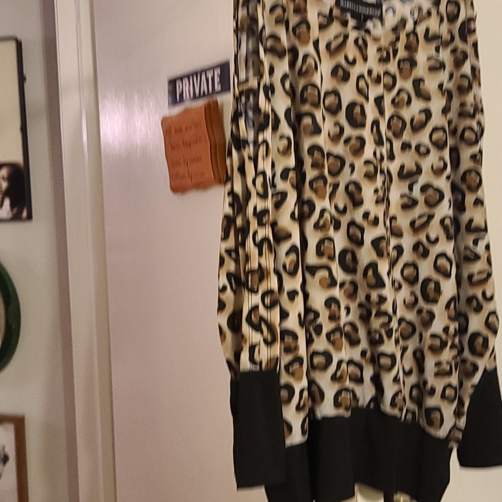 Blouse - Picture 3 of 5
